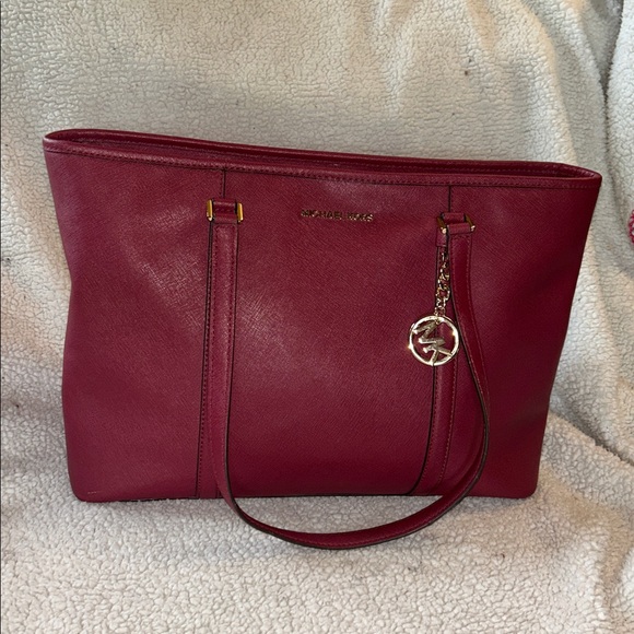 Michael Kors Tote - Picture 1 of 14